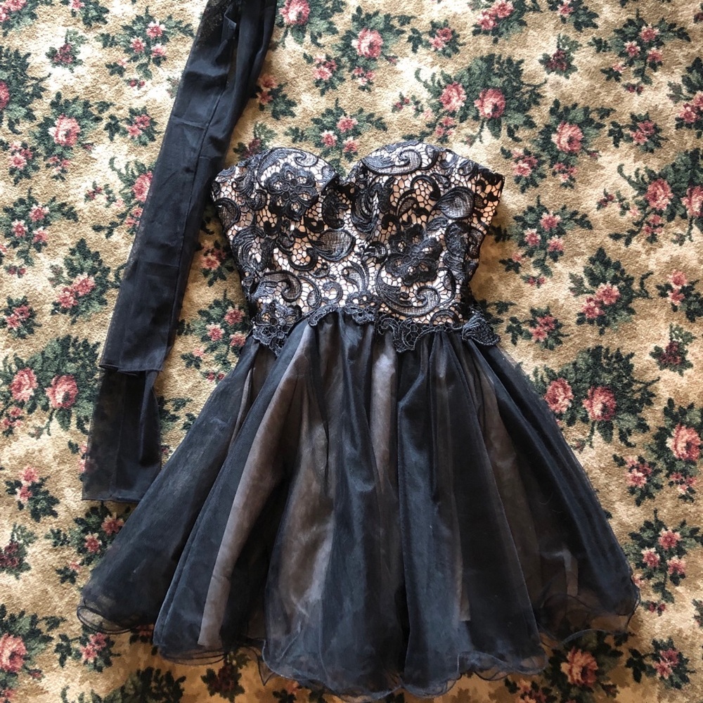 Black lace homecoming dress! Only worn once!